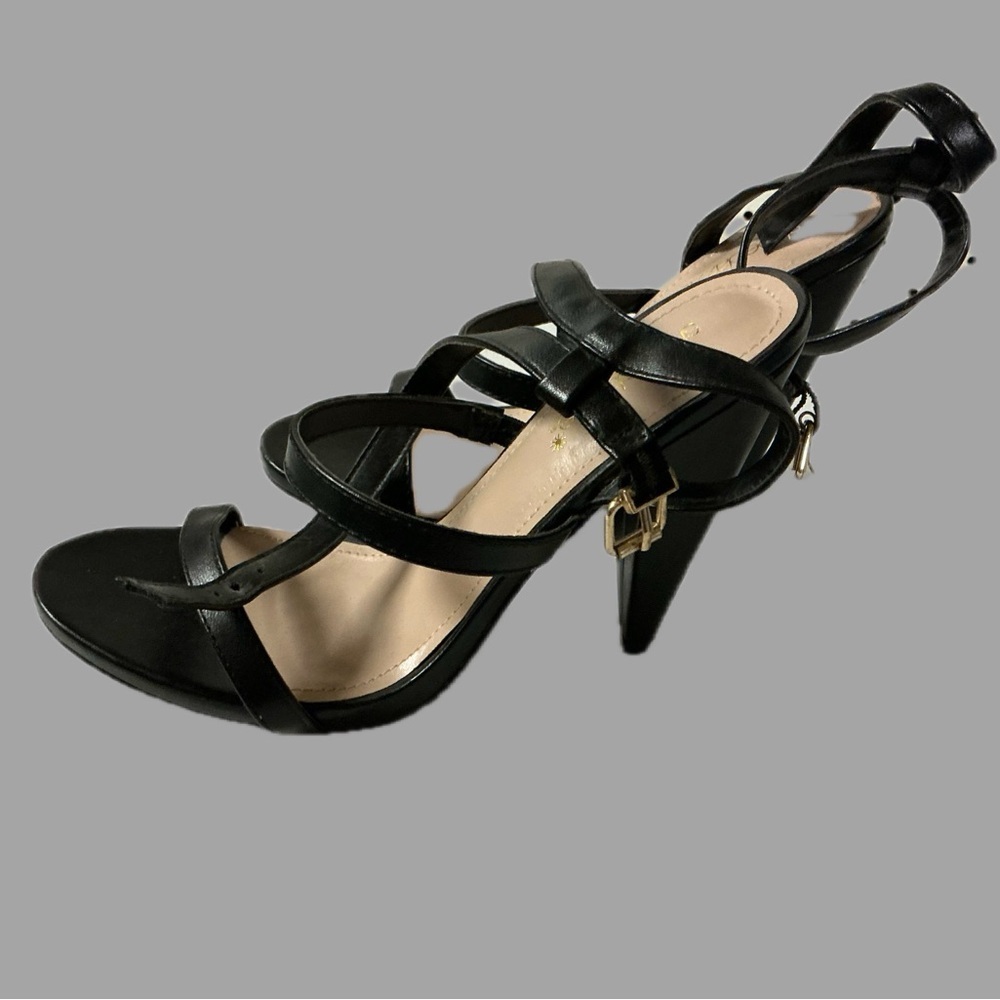Elegant Black Strappy Sandals Size 9 - Picture 2 of 6